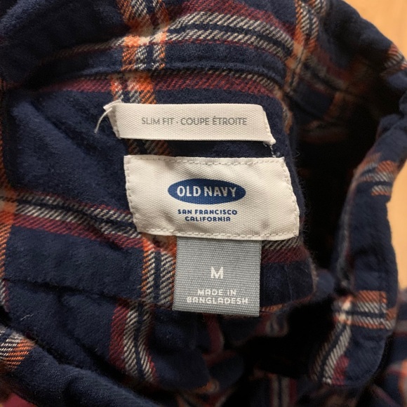 Old Navy size medium flannel - Picture 2 of 3